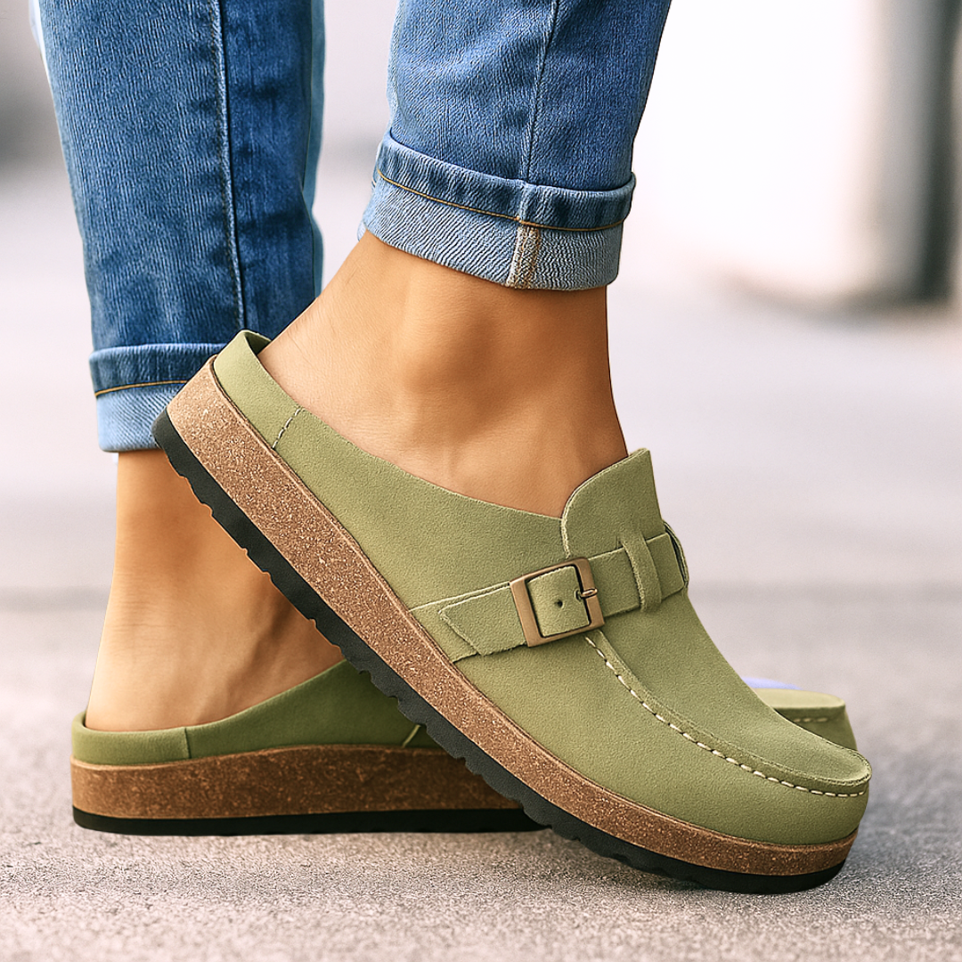 Éméria™ | Women’s Suede Buckle Loafers