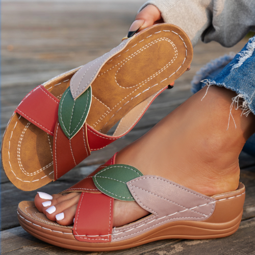 Vionelle™ | Women’s Leaf Accent Slip-On Sandals