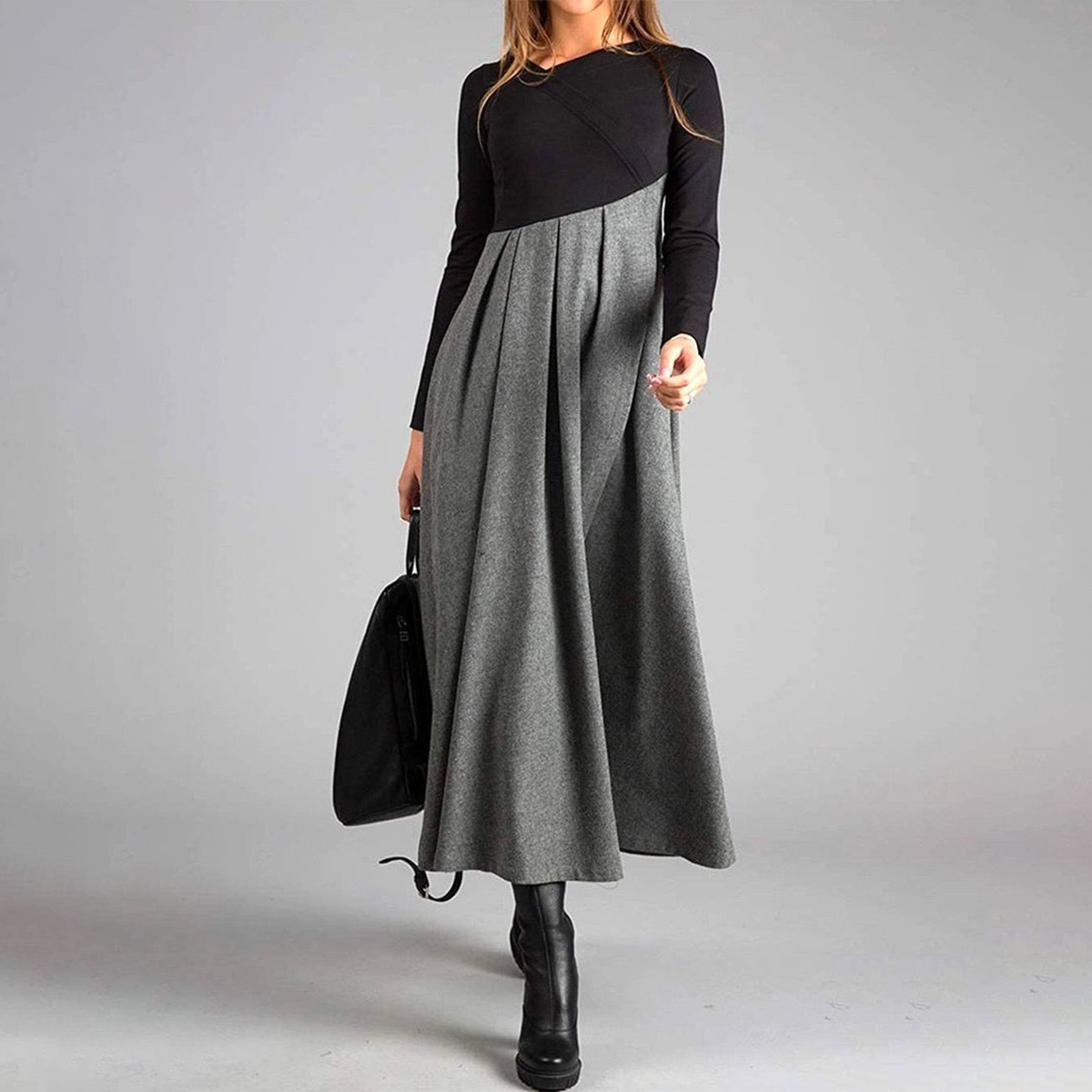 Amara™ | Two-Tone Pleated Maxi Dress