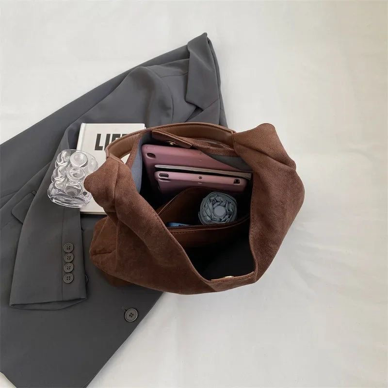 Énora™ | Soft Suede Shoulder Bag
