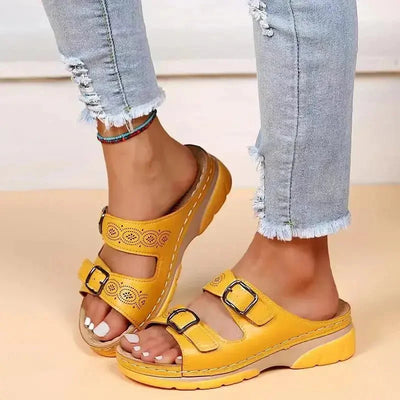 Flaviane™ | Women’s Comfort Buckle Wedge Sandals
