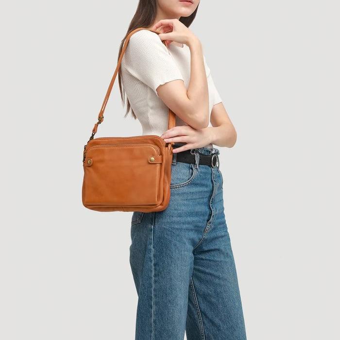 Hésiane™ | Sleek Three Layer Crossbody Bag