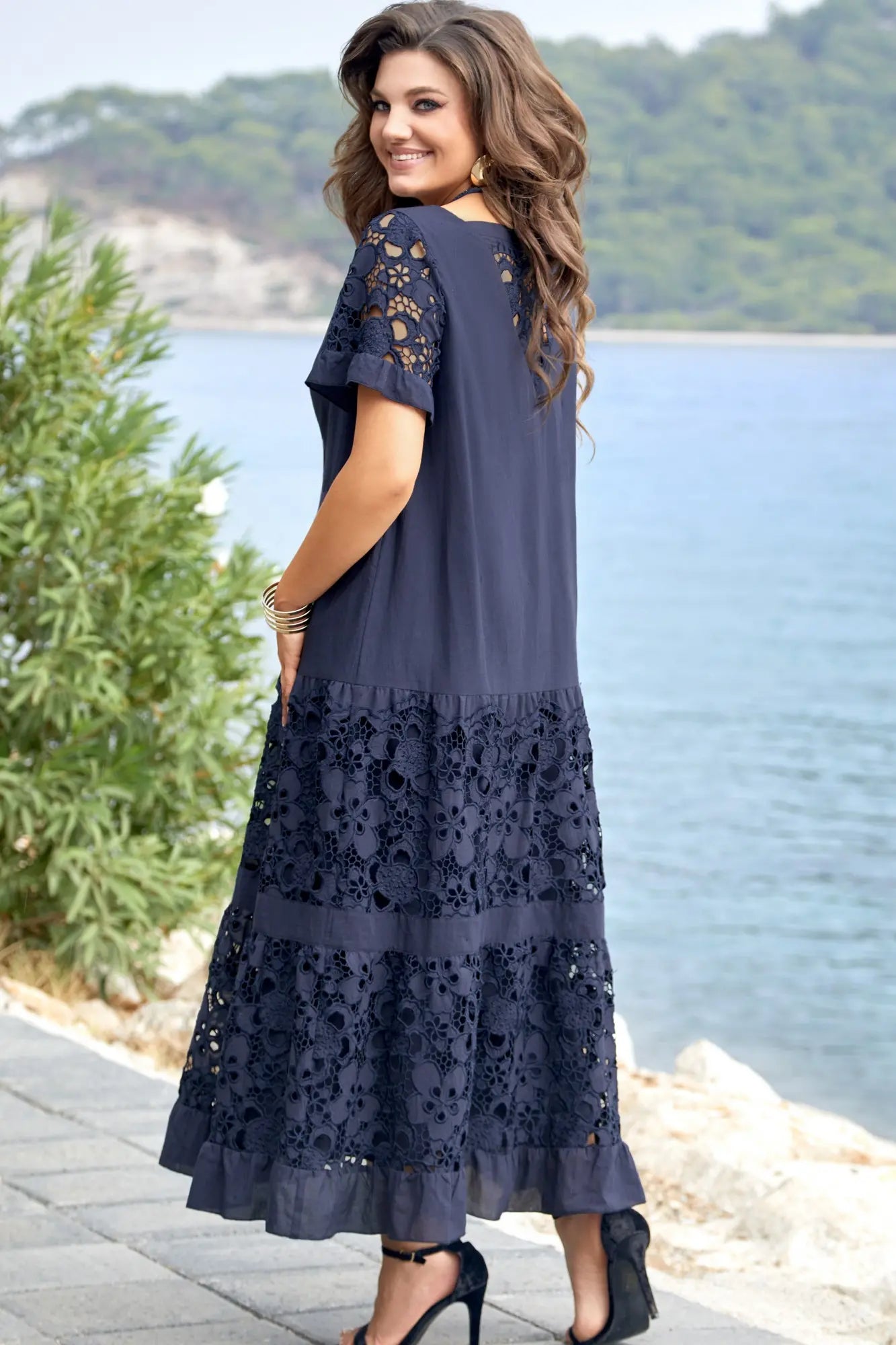 Noréline™ | Navy Blue Lace Maxi Dress