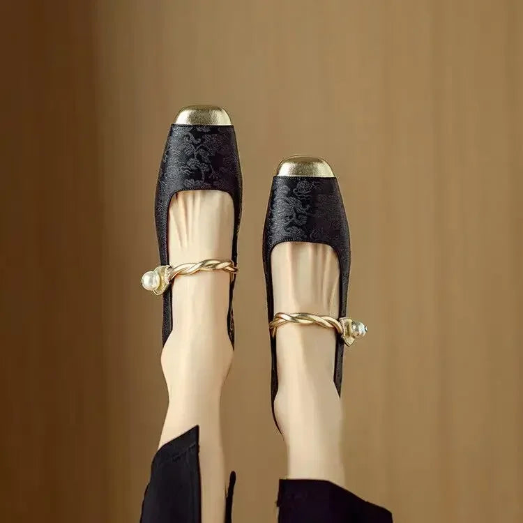 Émeraude™ | Vintage Green Mary Jane Flats