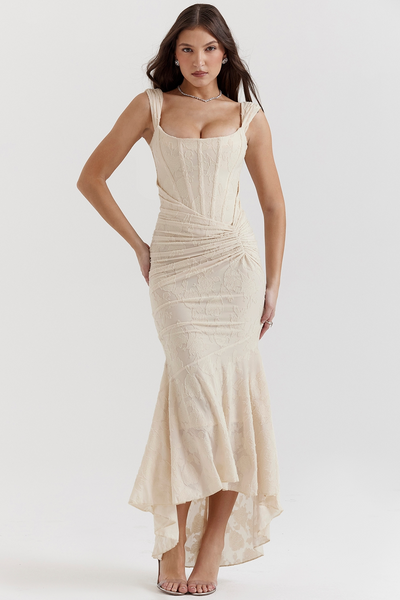 Dalira™ | Sculpted Elegance Maxi Dress