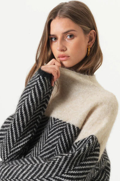 Clara™ | Luxe Herringbone Knit Sweater