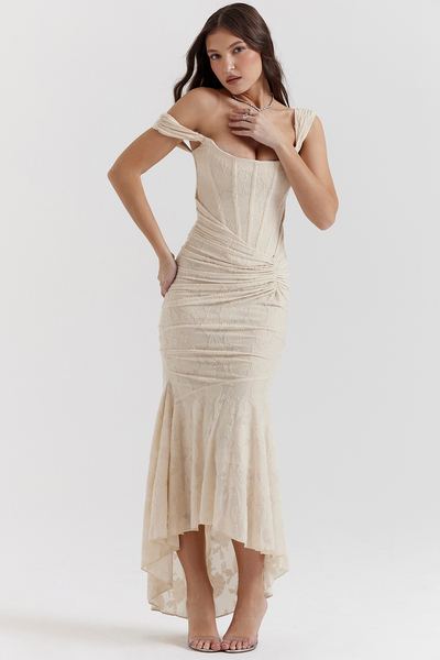 Dalira™ | Sculpted Elegance Maxi Dress
